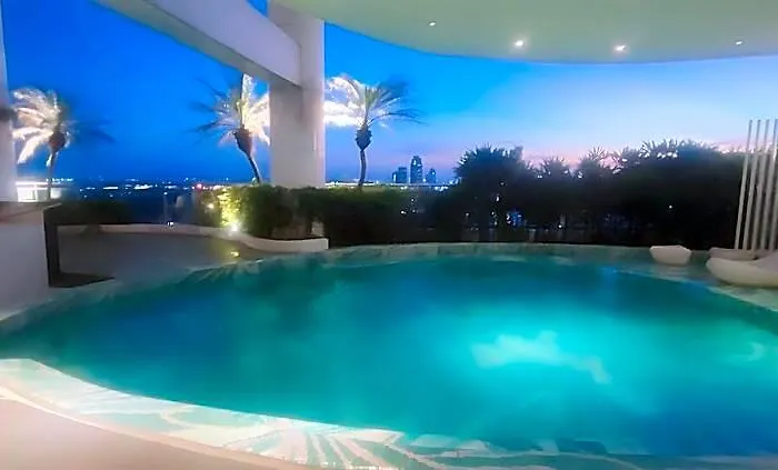 Aveline Riverview/gym/pool/philippines مانيلا